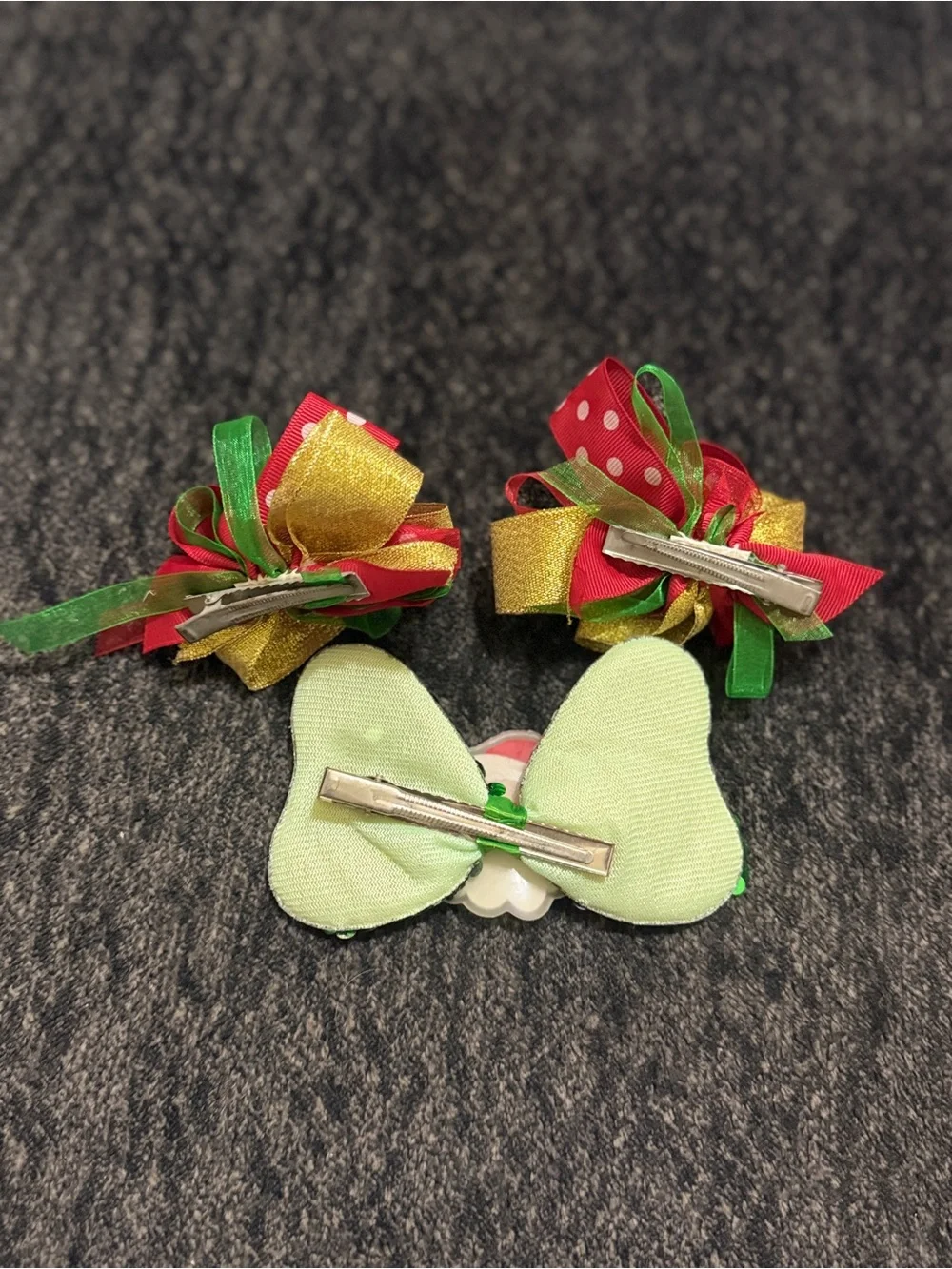 Christmas Cheer with Santa Sequins & Cheerful Hair Bow Clips